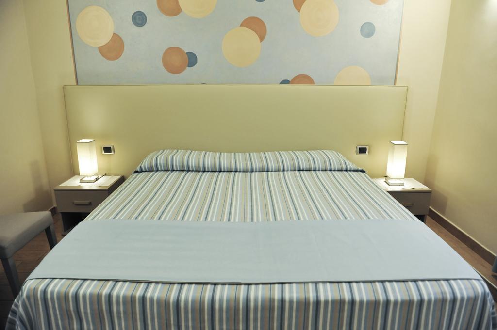 Albergo Abanyta Turin Bilik gambar
