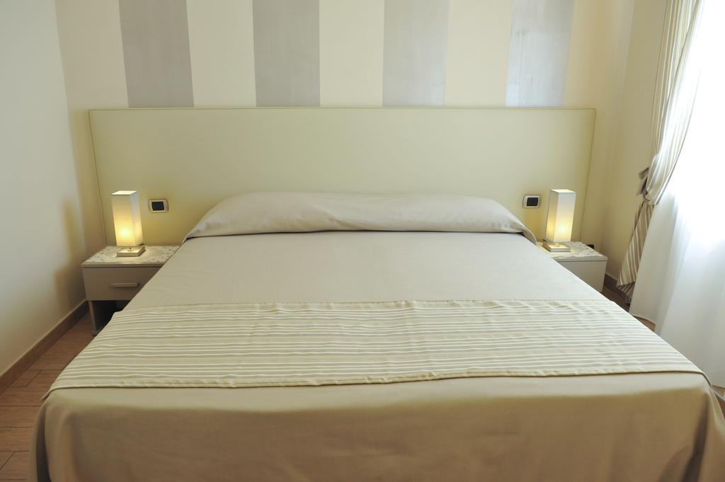 Albergo Abanyta Turin Bilik gambar